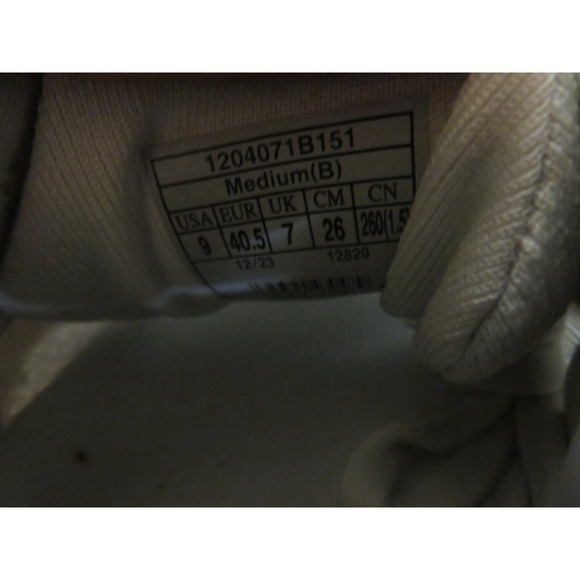 Brooks Ghost 16 Womens 9 Shoes White Sneaker Running Walking 1204071B151 - Picture 11 of 11